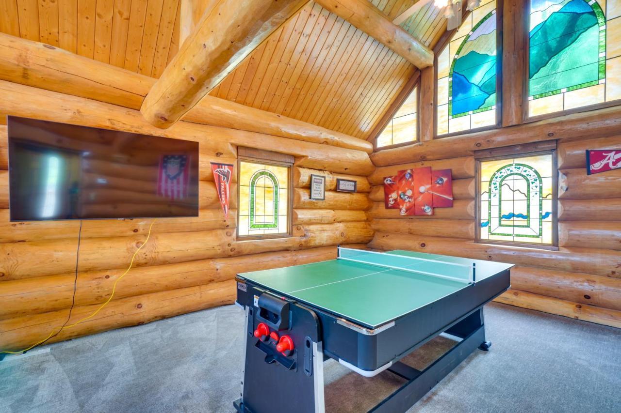 Lovely Gatlinburg Cabin With Private Hot Tub! Bagian luar foto